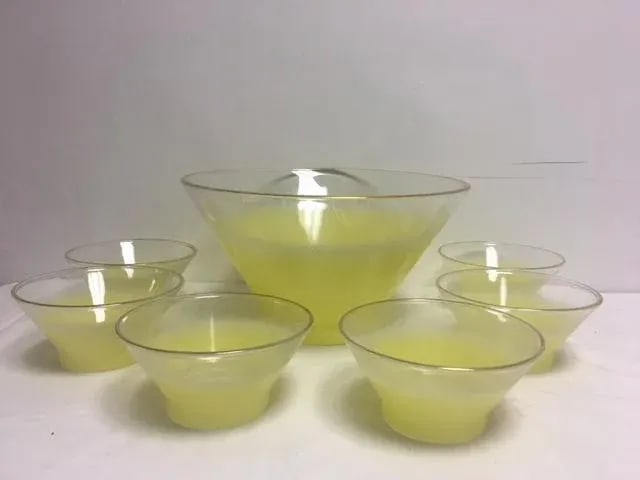 Retro Lemon Yellow Salad or Fruit Bowl With Bowls - S/7 - 3
