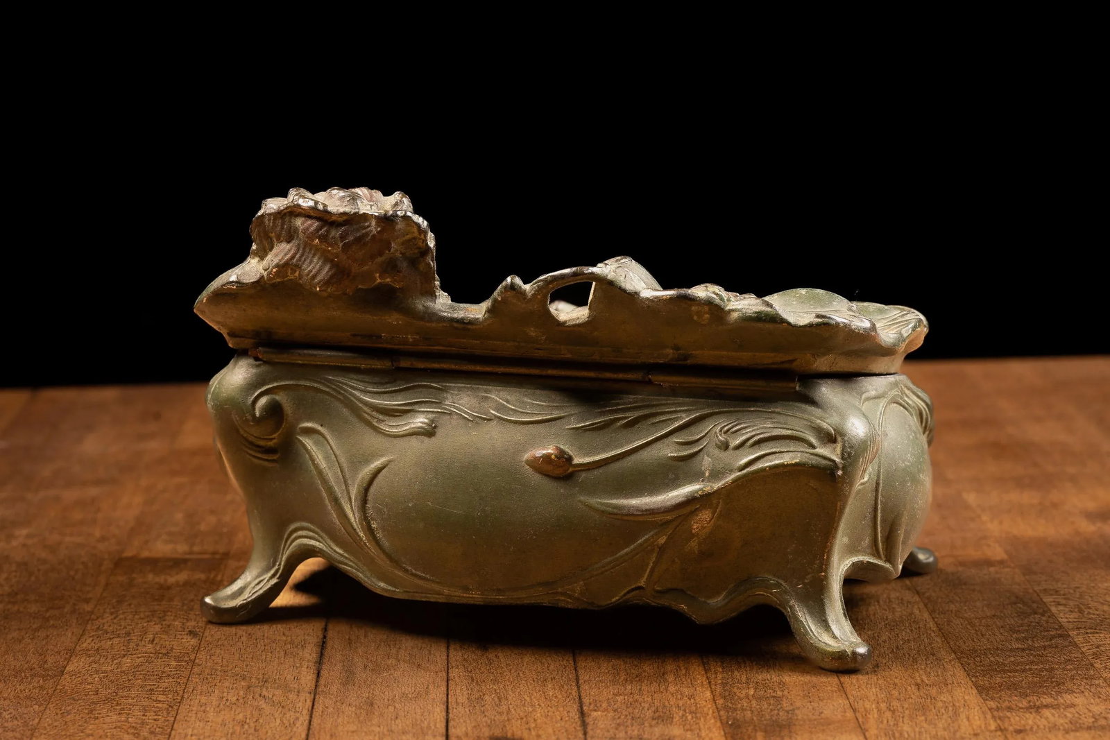 Vintage Art Nouveau Jewelry Casket - 3
