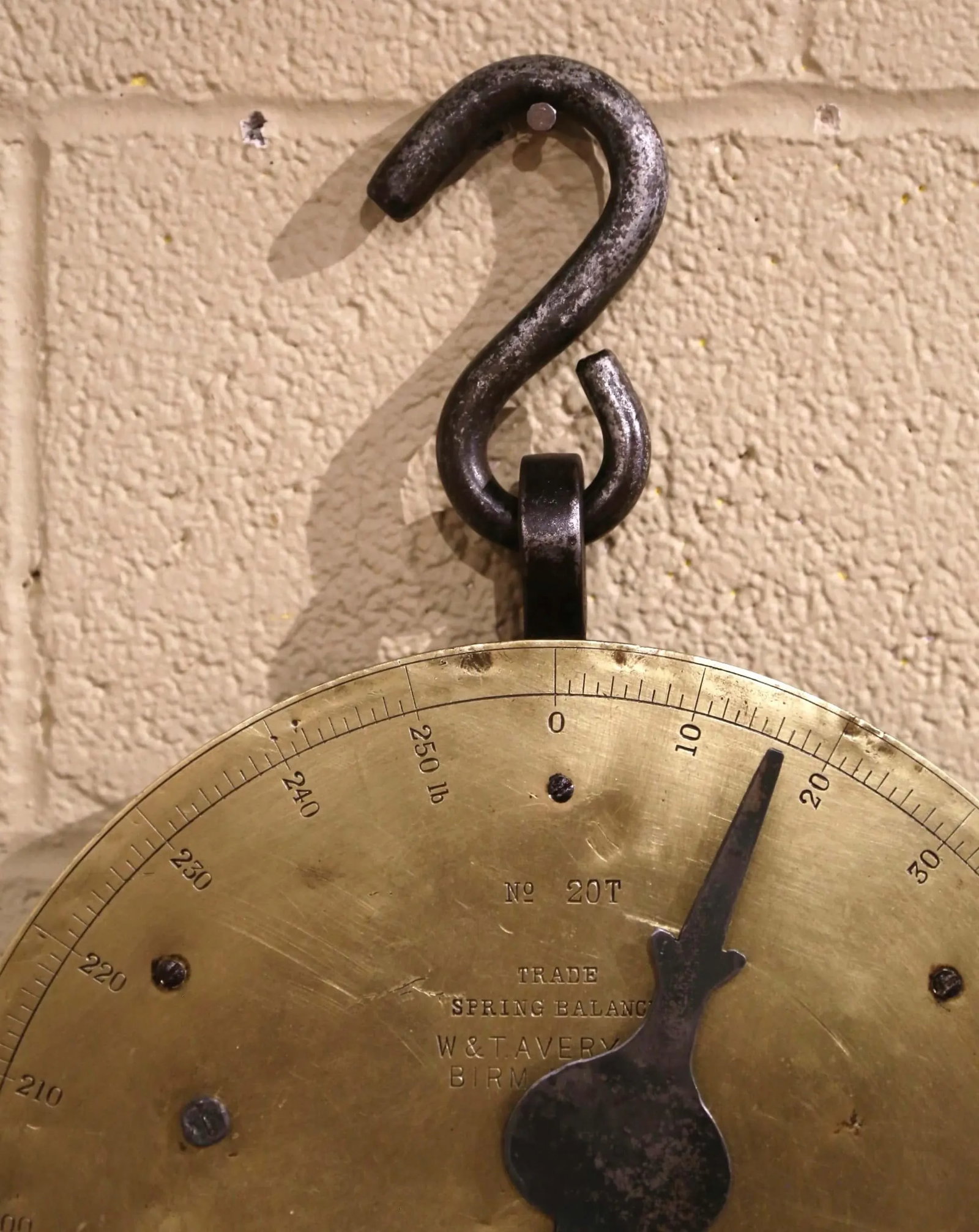 Mid-19th Century English Brass and Iron Hanging Trade Spring Balance Scale - 8