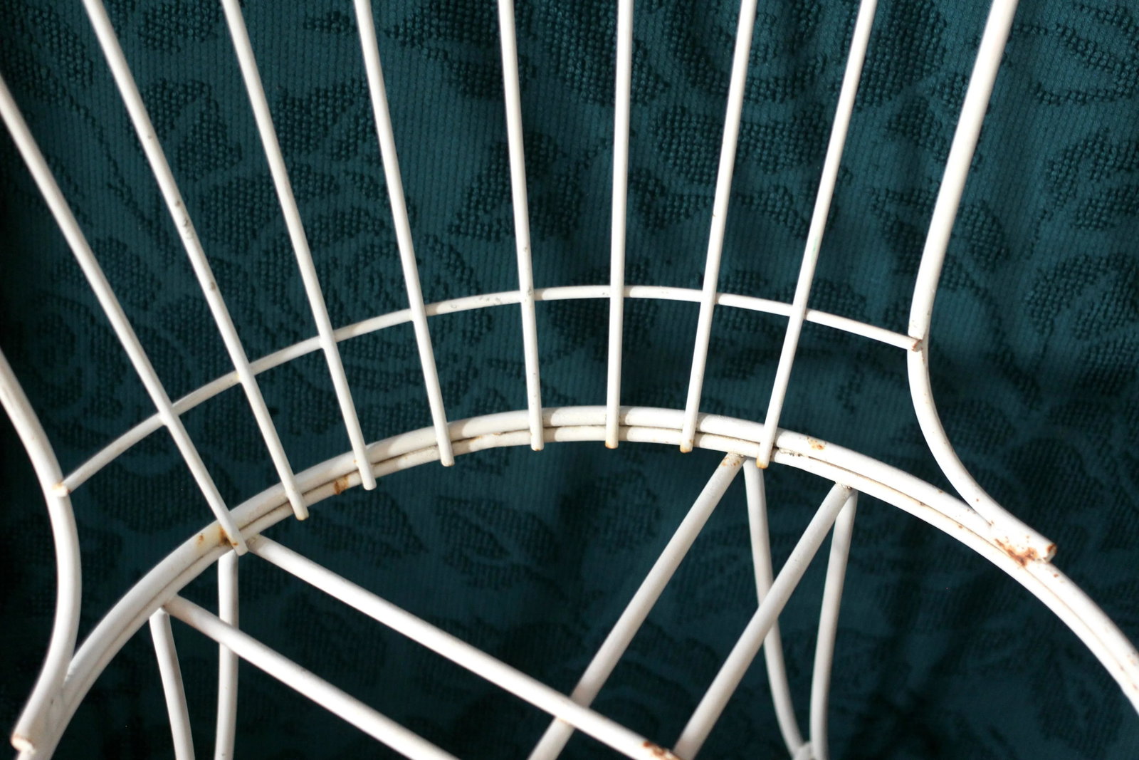 Pair of Vintage Homecrest Wire Chairs - 6
