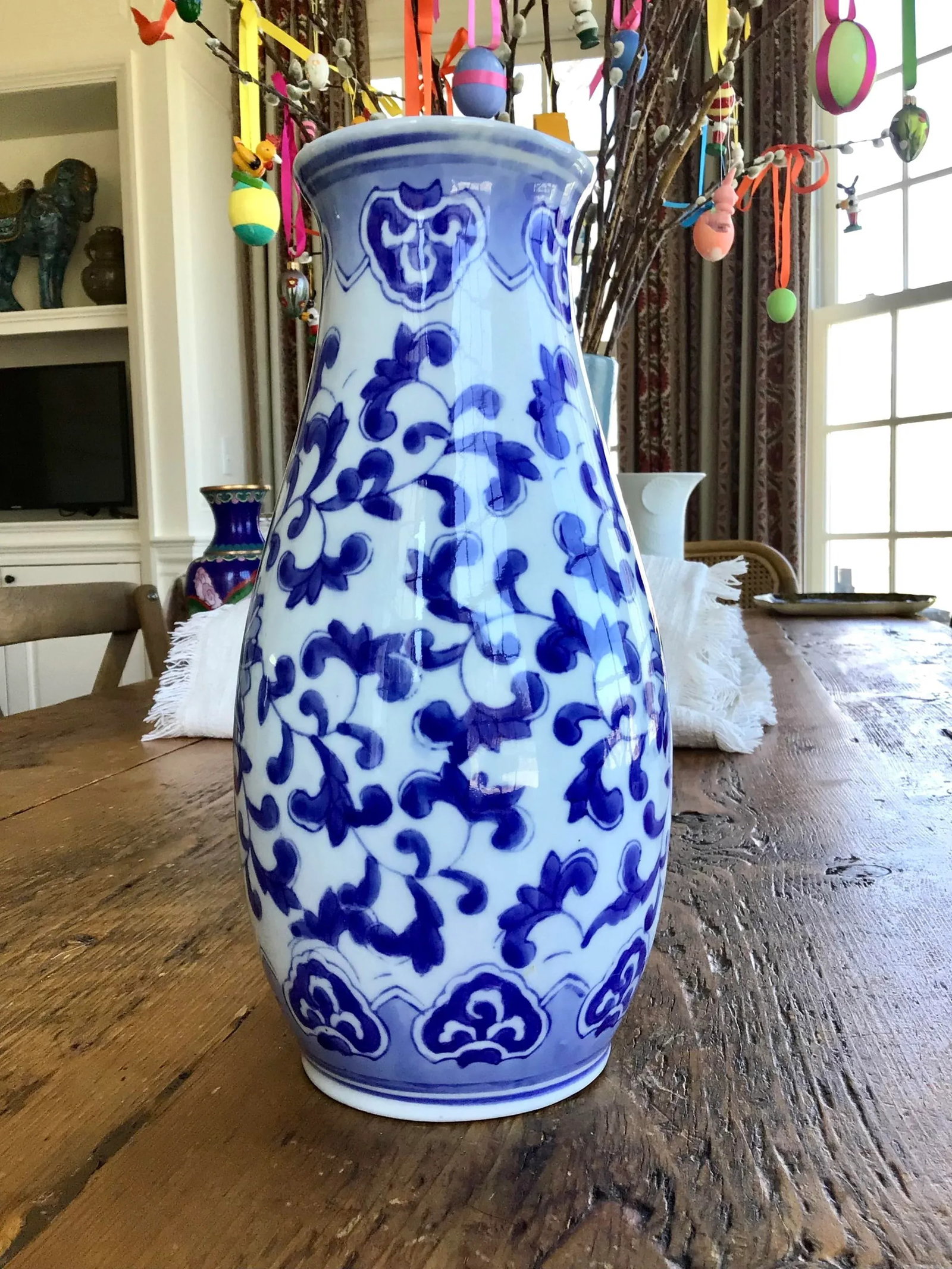 Vintage Chinese Blue & White Patterned Vase - 2