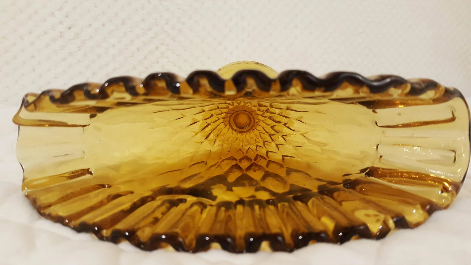 Empoli Italian Diamond Optic Amber Glass Fan Vase - 2