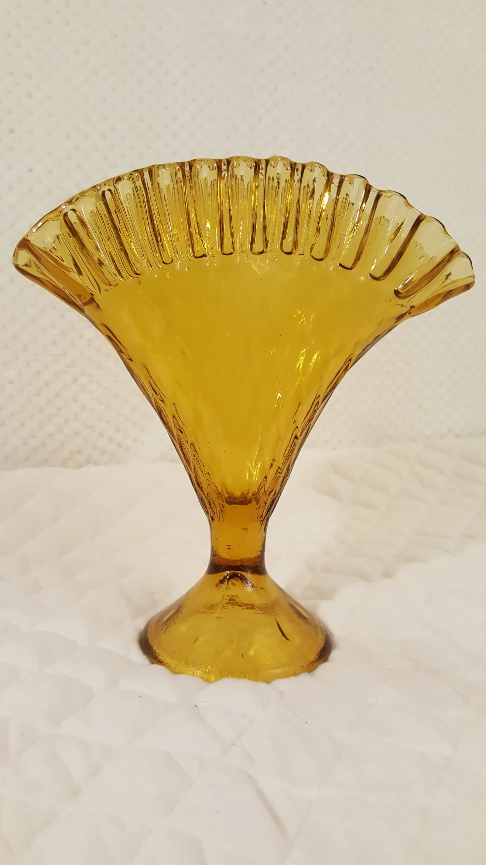 Empoli Italian Diamond Optic Amber Glass Fan Vase - 4