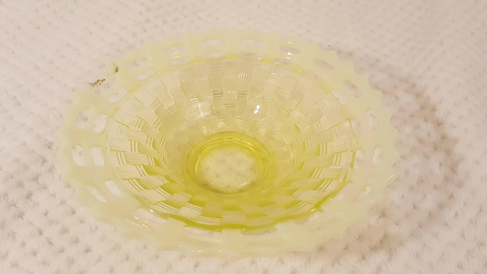 Fenton Topaz Opalescent Basketweave Dish - 2