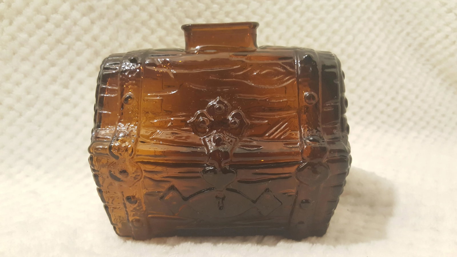 Anchor Hocking Treasure Chest Bank - 5