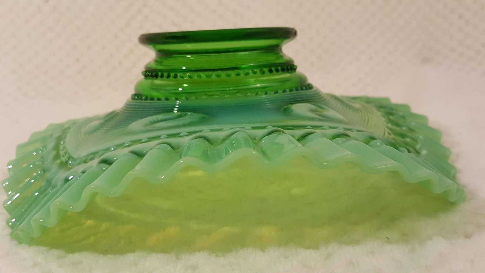 Jefferson Glass Astral Green Opalescent Crimped Edge Bowl - 3