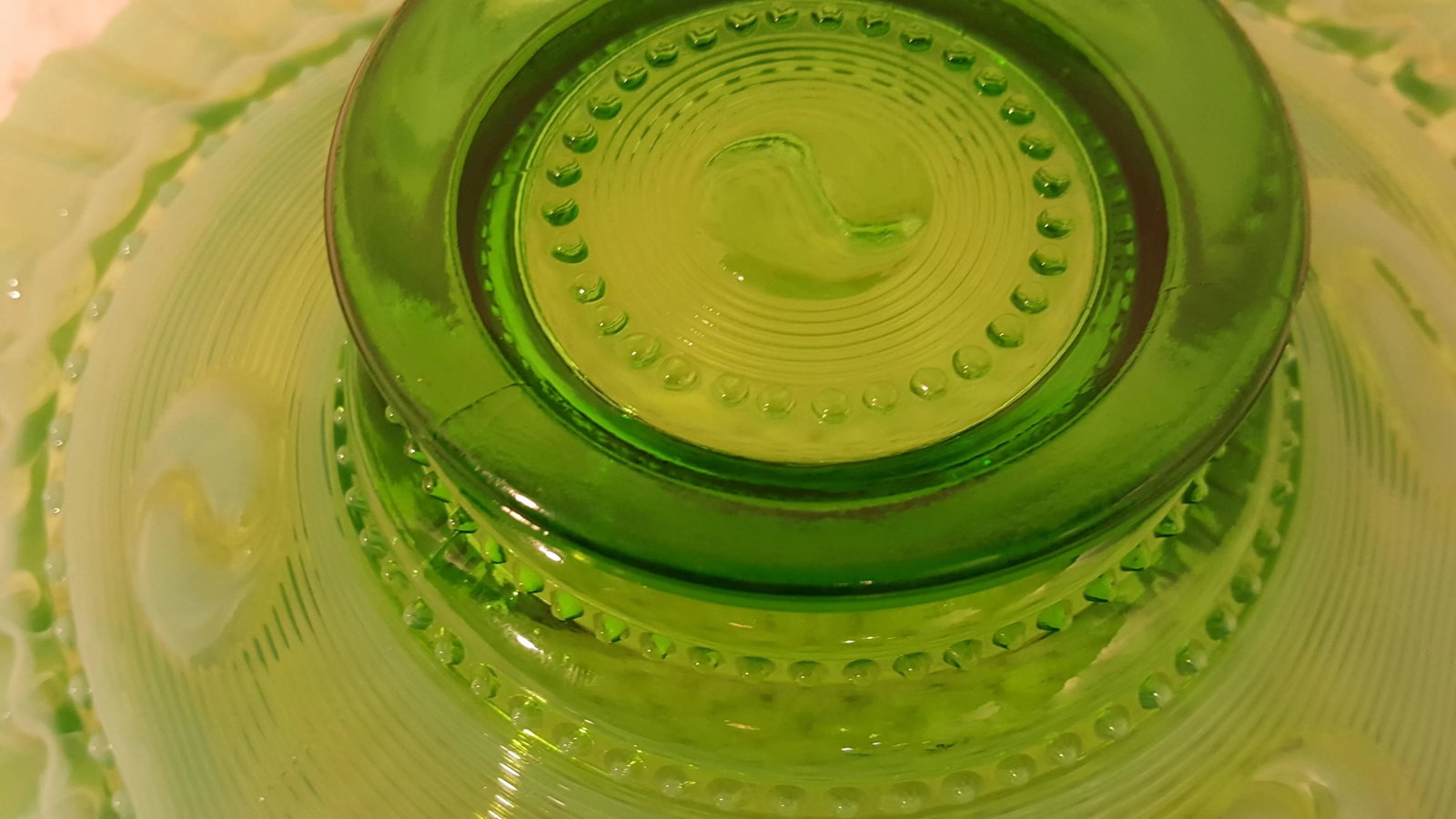 Jefferson Glass Astral Green Opalescent Crimped Edge Bowl - 4