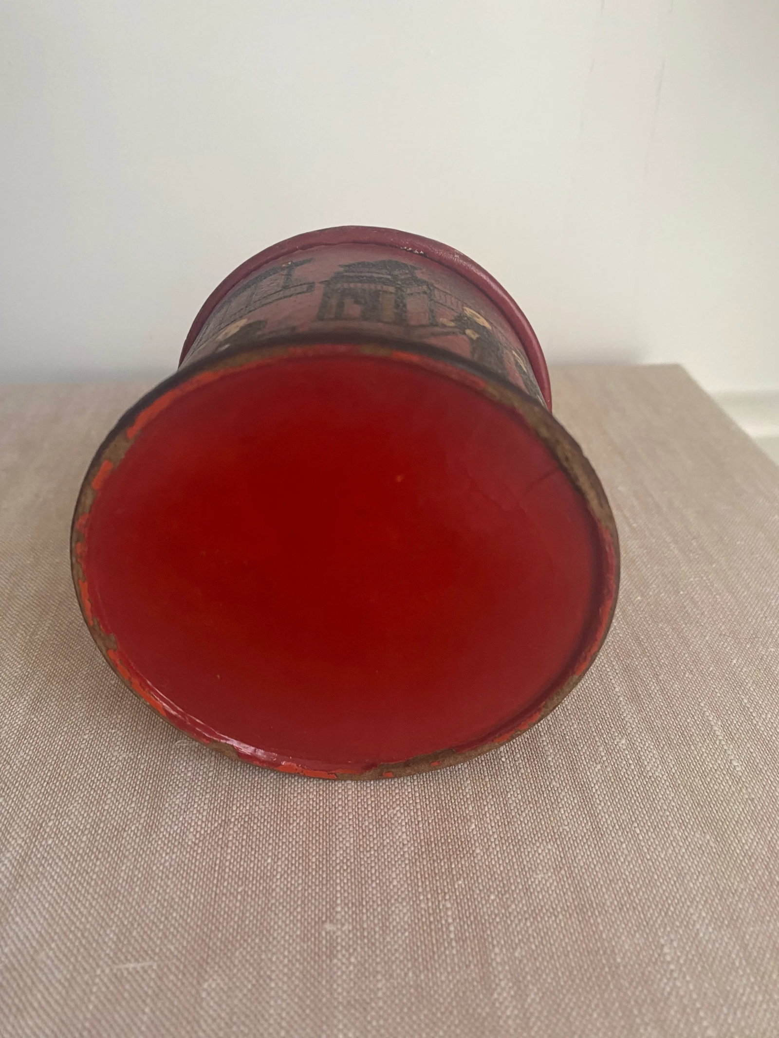 Antique Red Round Paper Mache Chinoiserie Box - 10