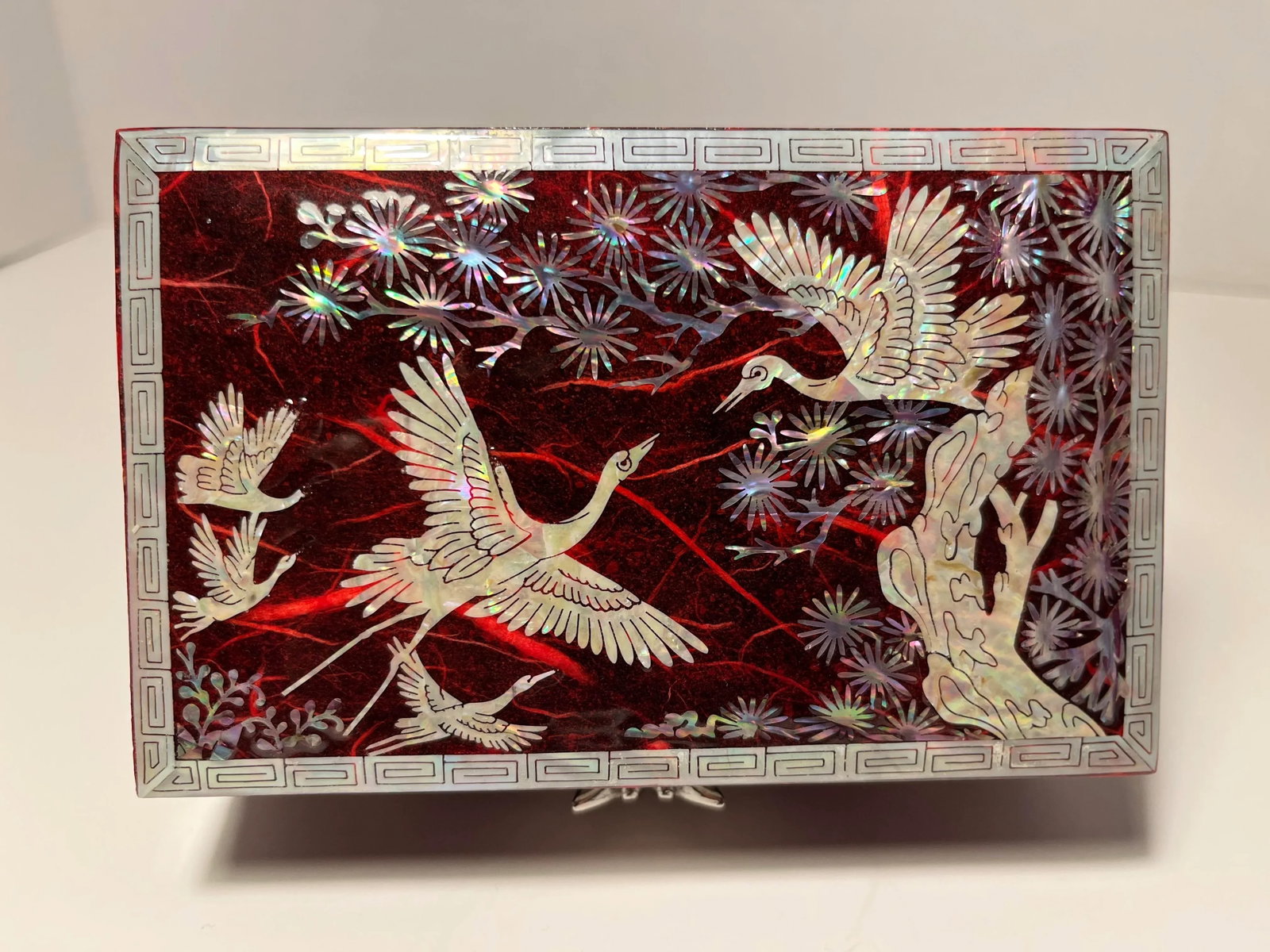 Vintage Asian Mother of Pearl Inlay Jewelry Lacquer Box With Mirror - 3