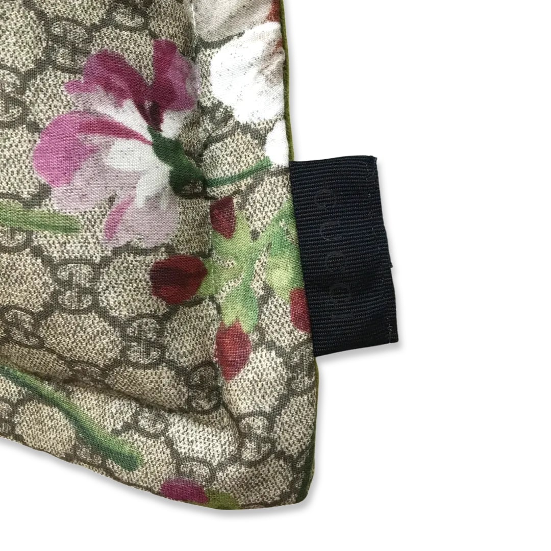 Gucci Gg Logo Blooms Hydrangea Silk Scarf Lumbar Pillow - 3