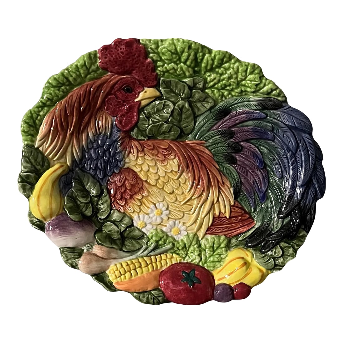 1991 Fitz and Floyd Rooster Plate: Fitz and Floyd Classics hanging rooster plate in perfect condition is certain to add that perfect farmhouse or country touch to your kitchen or dining area! No chips or crazing, no cracks noted. The