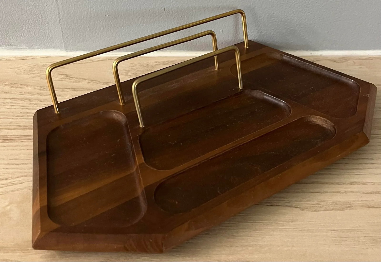 1970s Mid-Century Modern Walnut Desk Organizer - 6