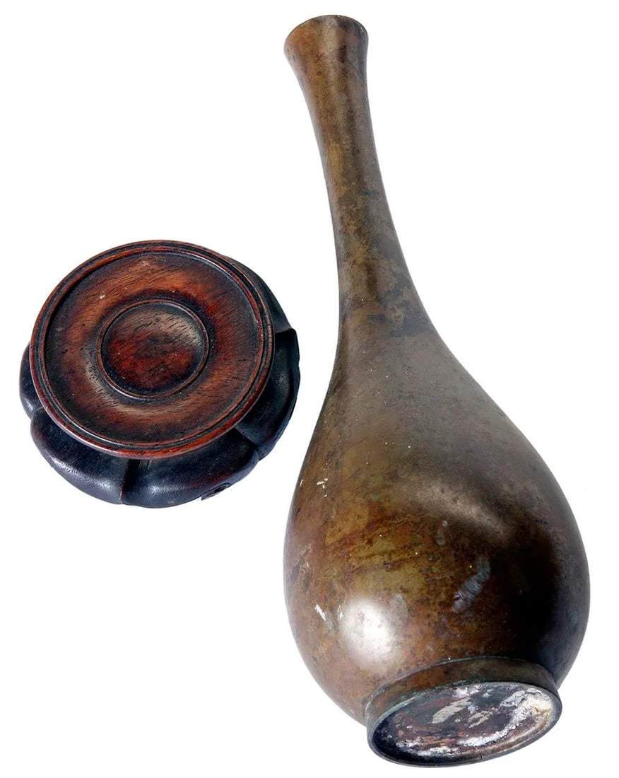 Tall Mid 20th Century Asian Bud Vase on Rosewood Stand - 4