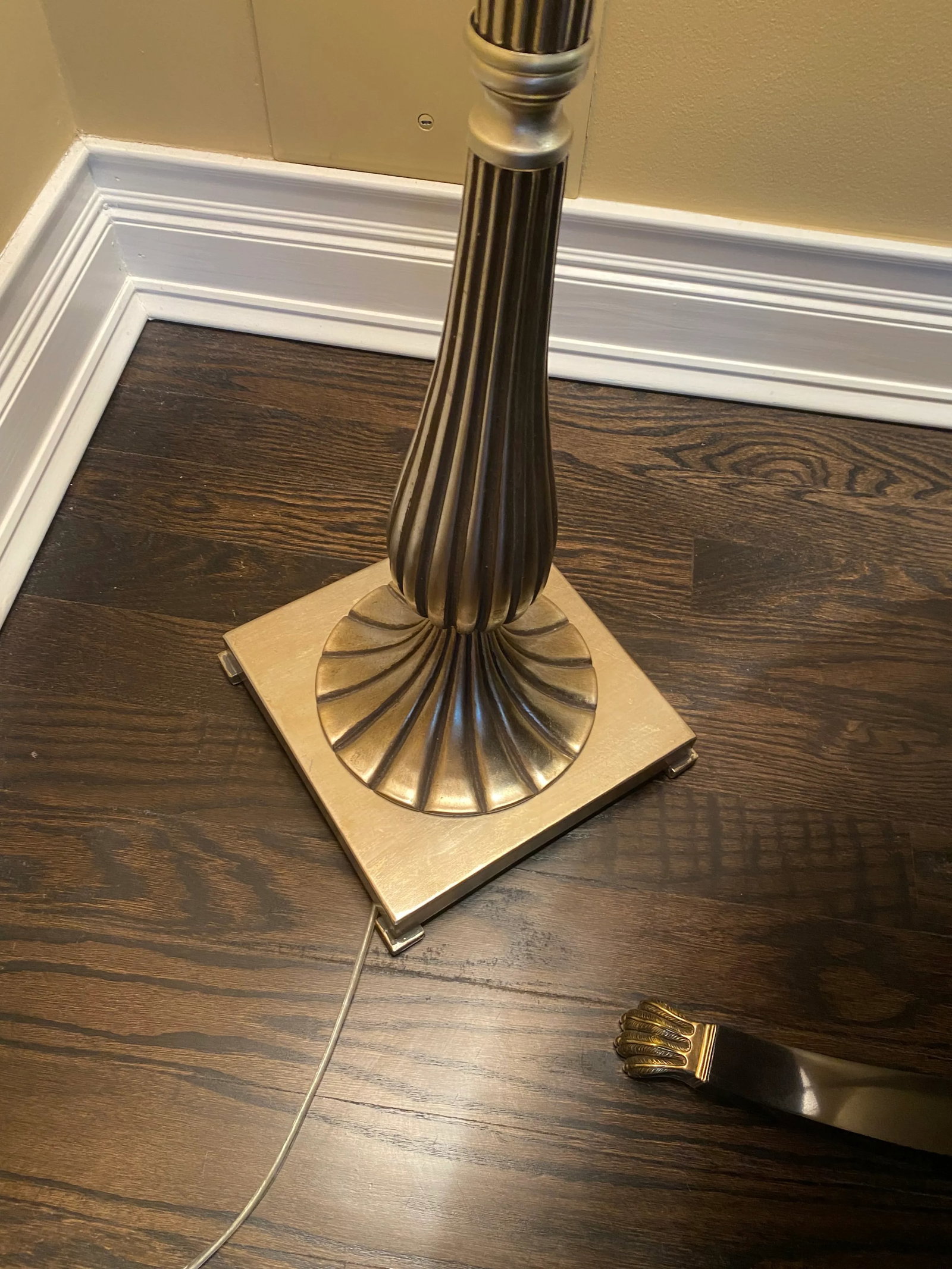Vintage Late 20th Century Brass Floor Lamp - 3
