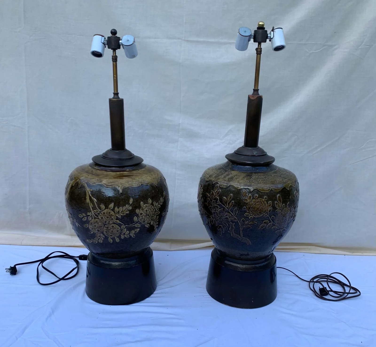Vintage Late 20th Century Handcrafted Urn Table Lamps, Set of 2 - 10