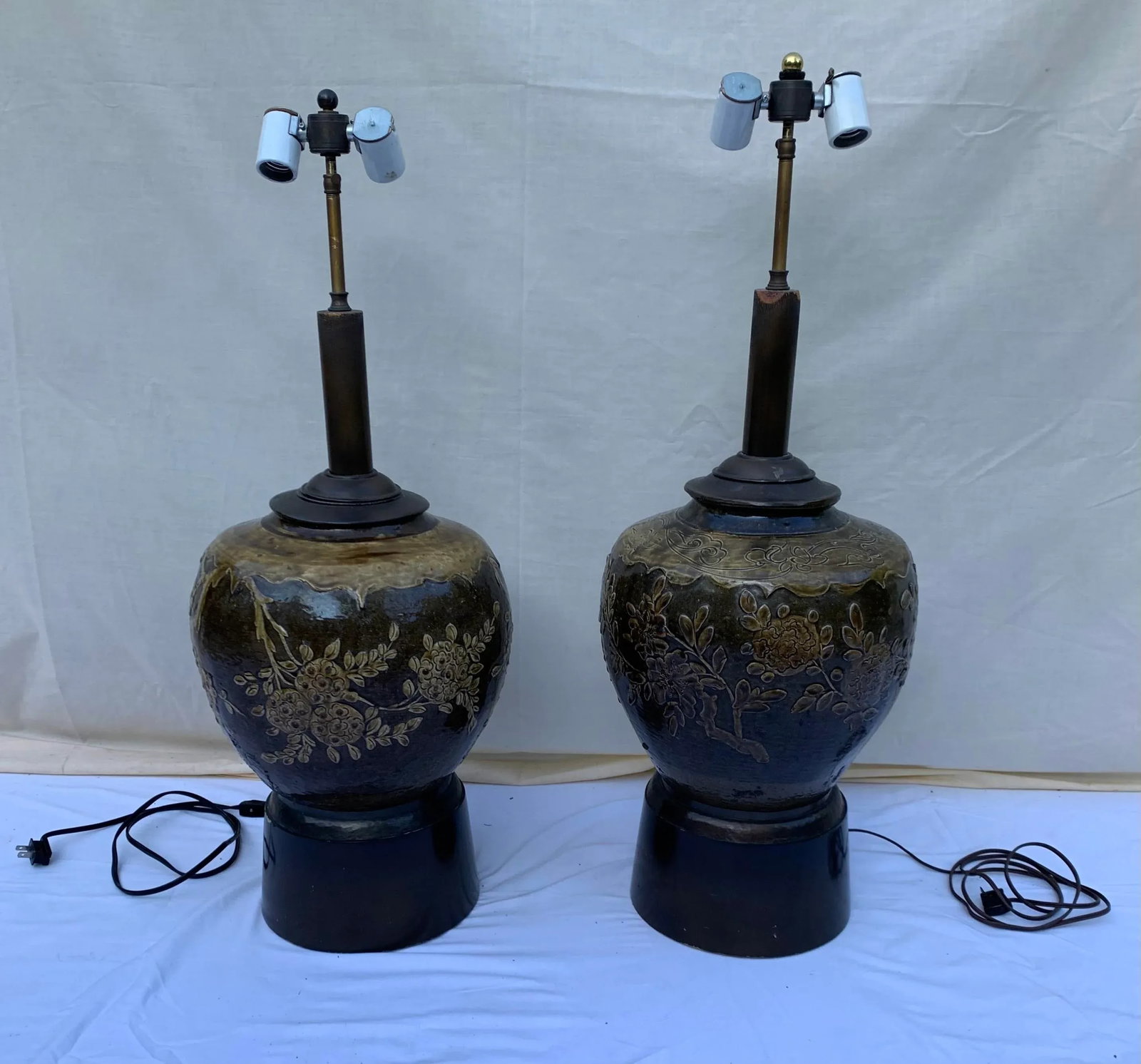 Vintage Late 20th Century Handcrafted Urn Table Lamps, Set of 2 - 9