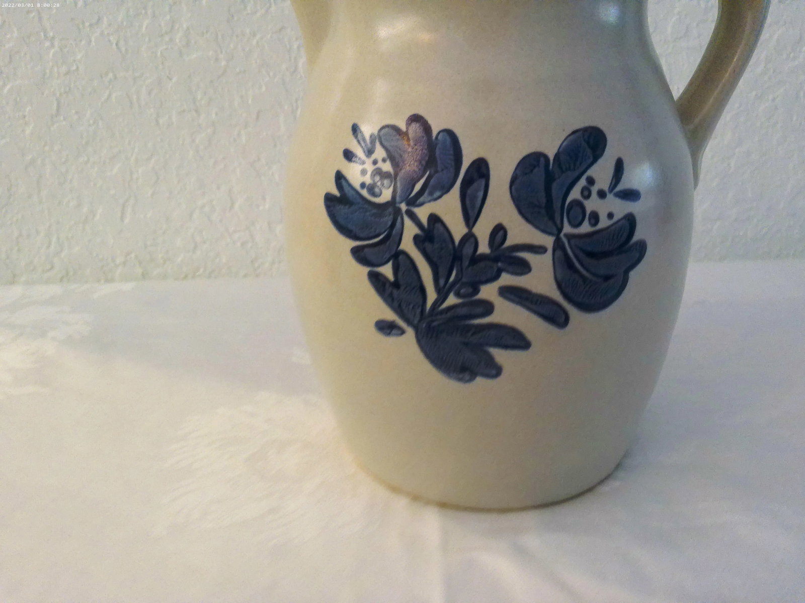 Vintage Pfaltzgraff Pottery Blue Yorktowne Pitcher - 2
