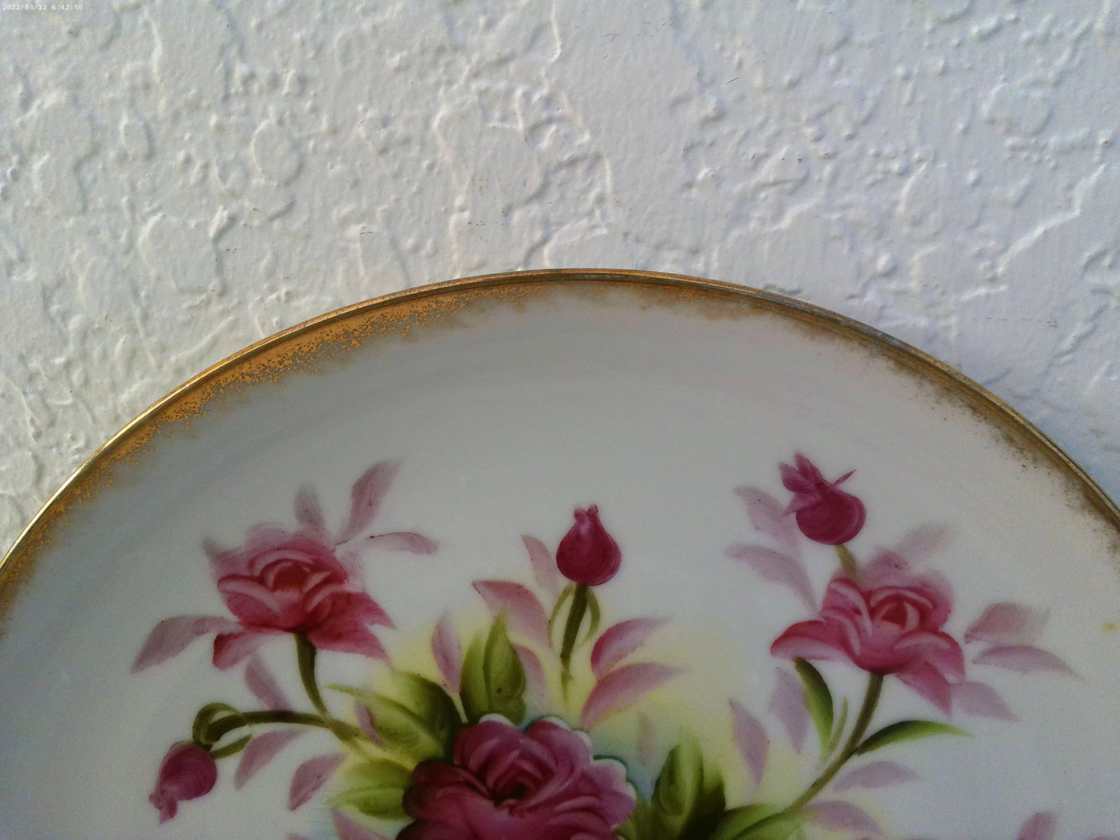 Mid-Century Large Hand-Painted Cottage Rose Display Platters, a Pair - 4