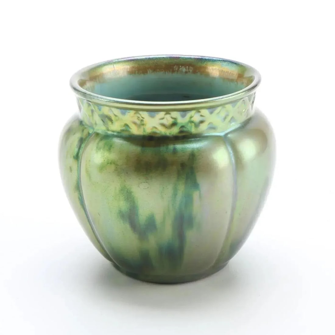 1930s Vintage Zsolnay Lobed Vase in Eosin Glaze - 5