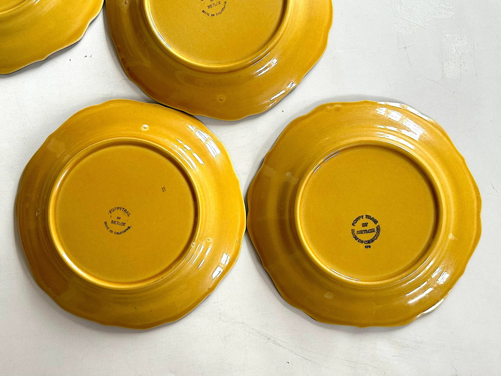 1970s Metlox Poppytrail Pottery Plates Set of 7 - 9