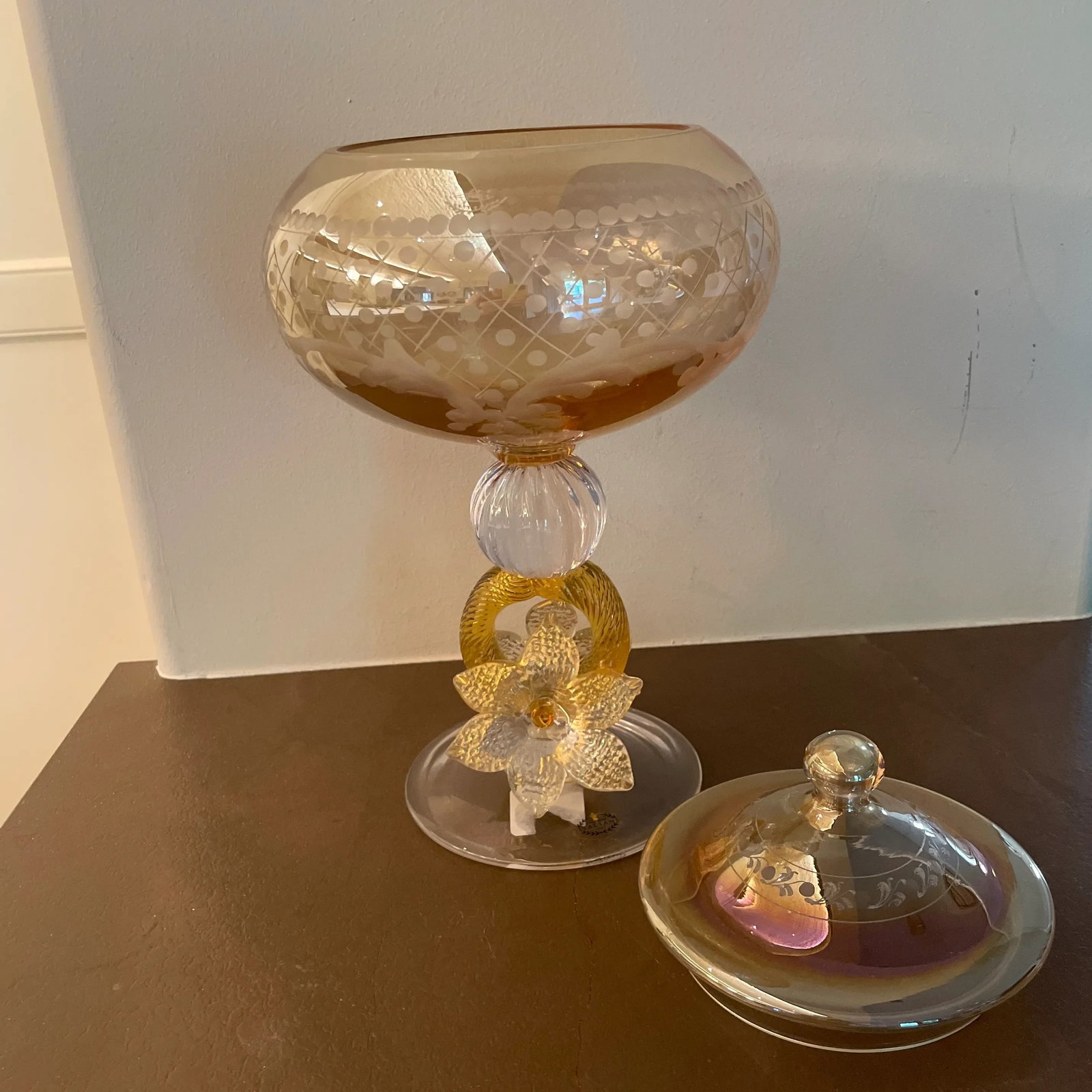 21st Century Italian Handmade Etched Crystal Bowl With Gold Accents - 5