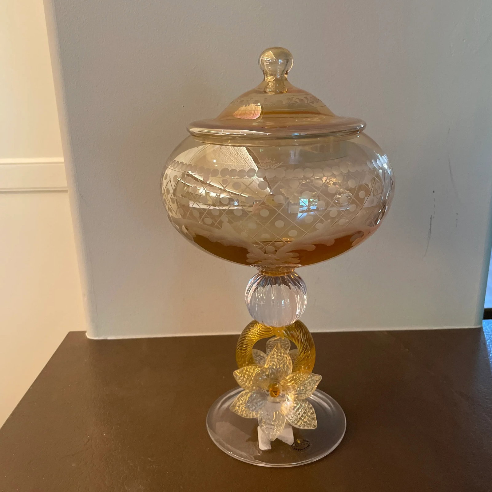 21st Century Italian Handmade Etched Crystal Bowl With Gold Accents - 9