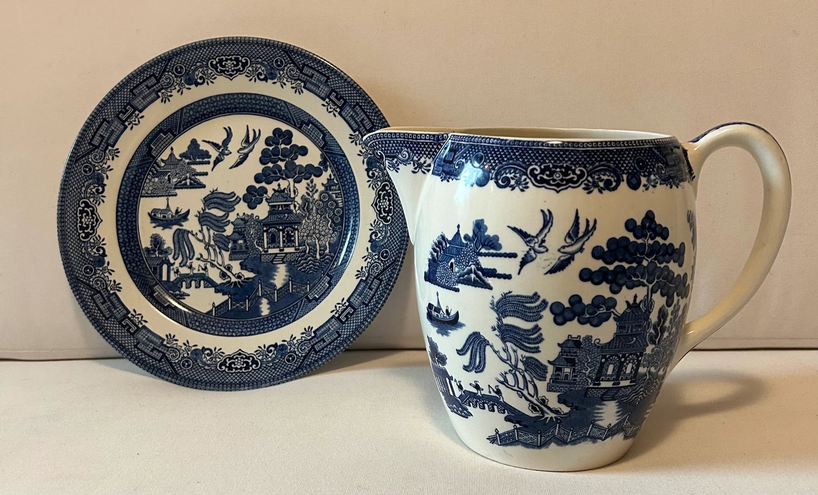 Early 20th Century Blue Willow Transferware Water Pitcher for Johnson Bros - 10