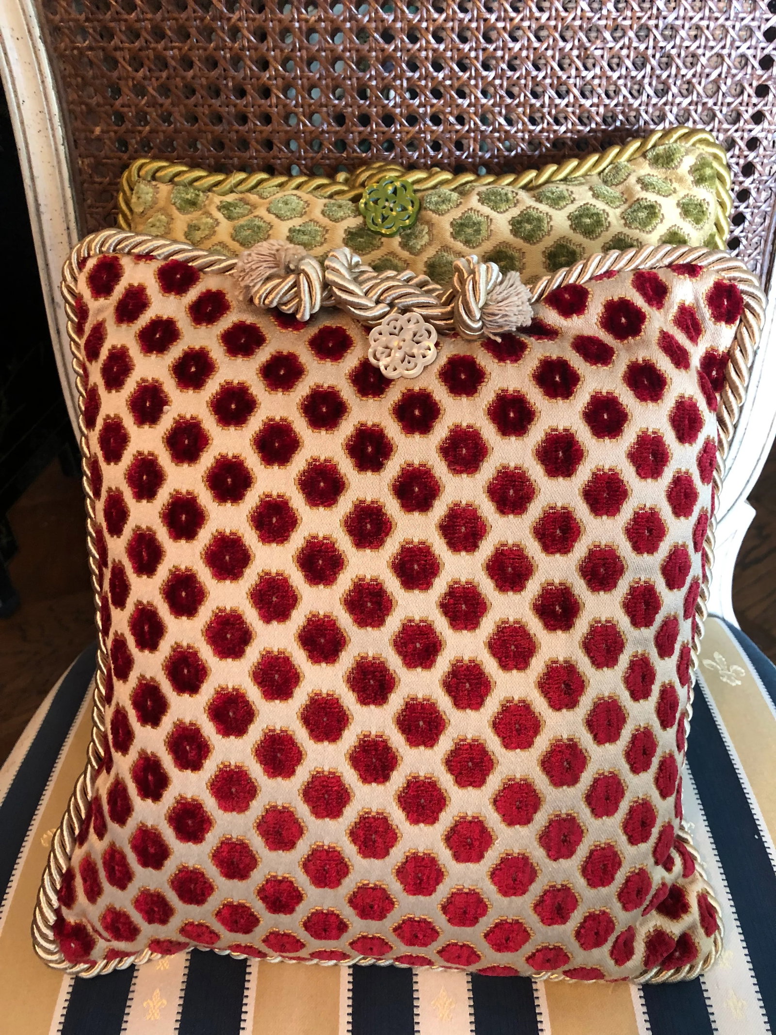 Pierre d'Argent Savoia Red Umber Velvet Dot Decorative Accent Pillows- Set of 2 - 5