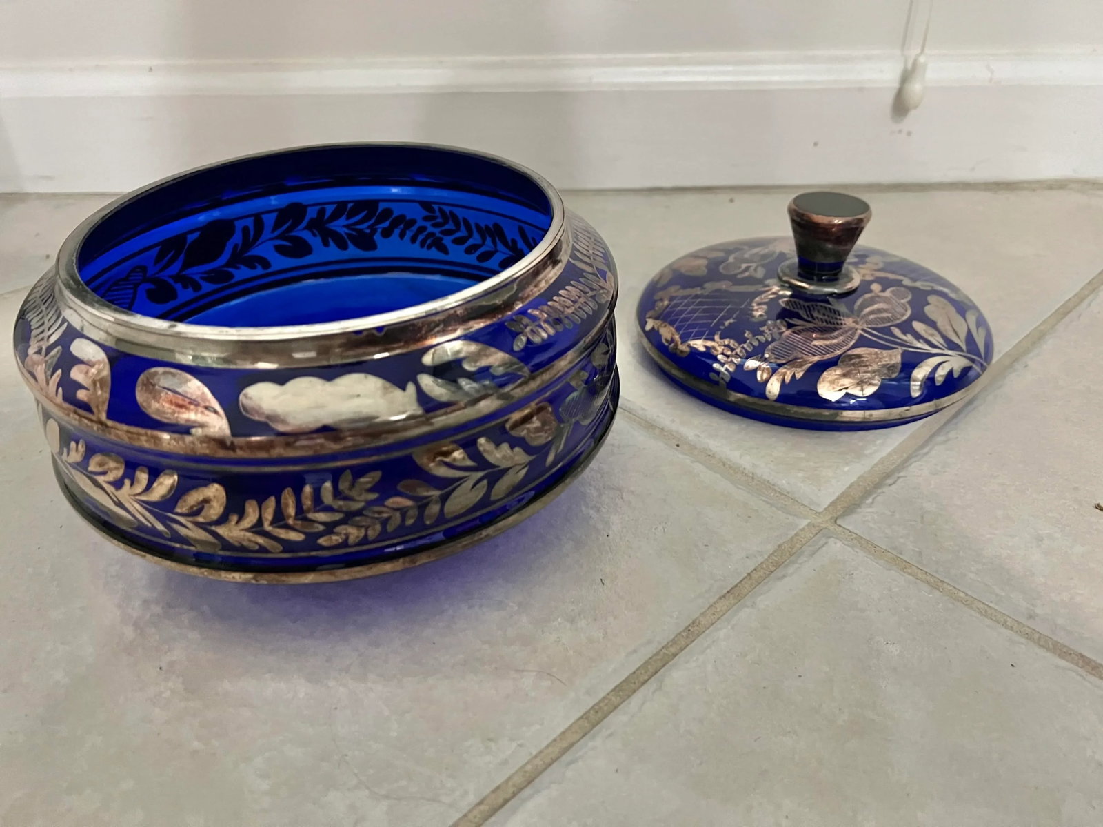Early 20th Century Blue Glass & Silver Floral Overlay Bowl With Lid - 2