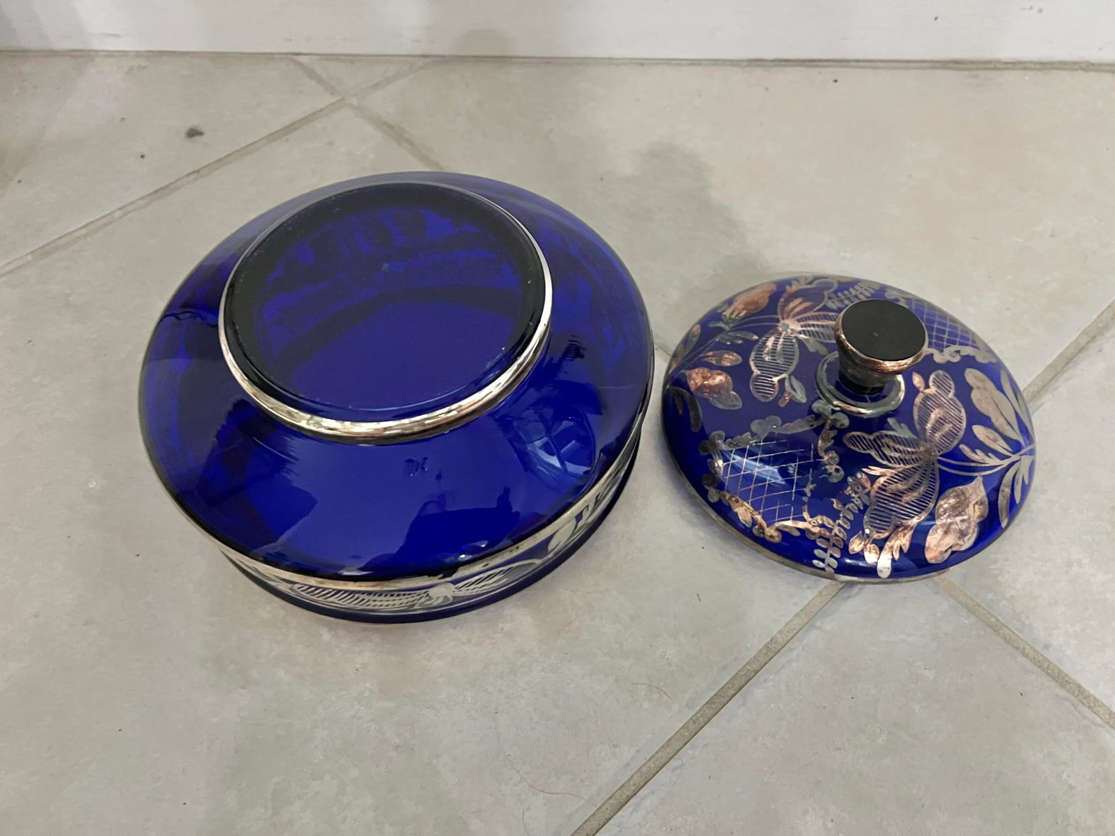 Early 20th Century Blue Glass & Silver Floral Overlay Bowl With Lid - 3