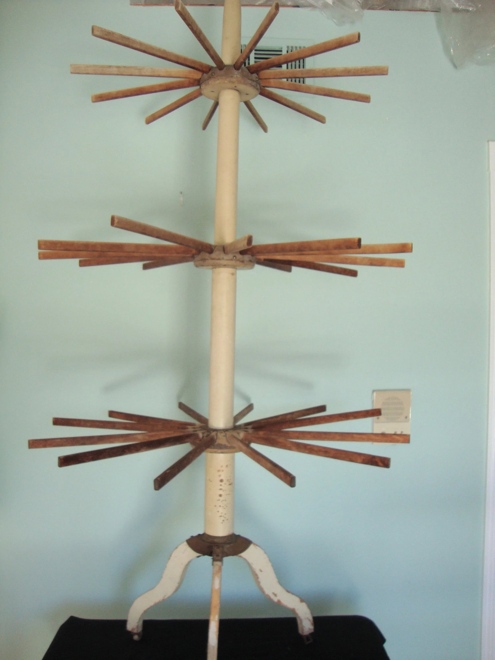 Early 1900s Antique Pease Clothestree Collapsible Drying Rack - 2