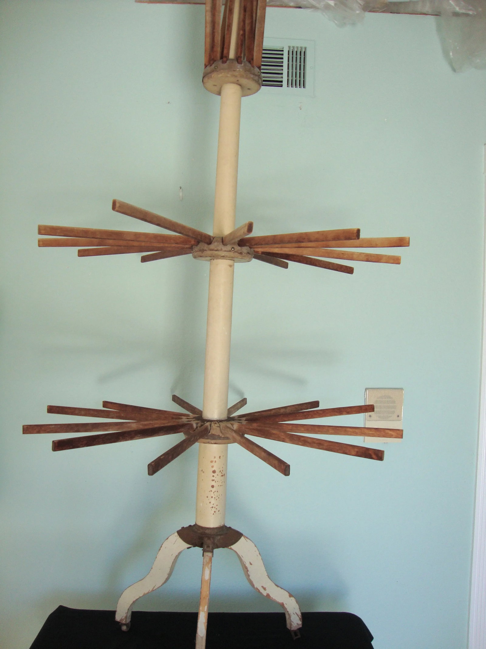 Early 1900s Antique Pease Clothestree Collapsible Drying Rack - 6