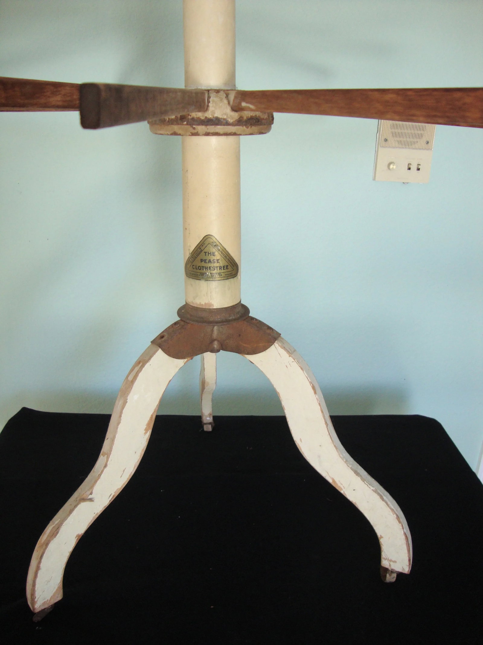 Early 1900s Antique Pease Clothestree Collapsible Drying Rack - 8