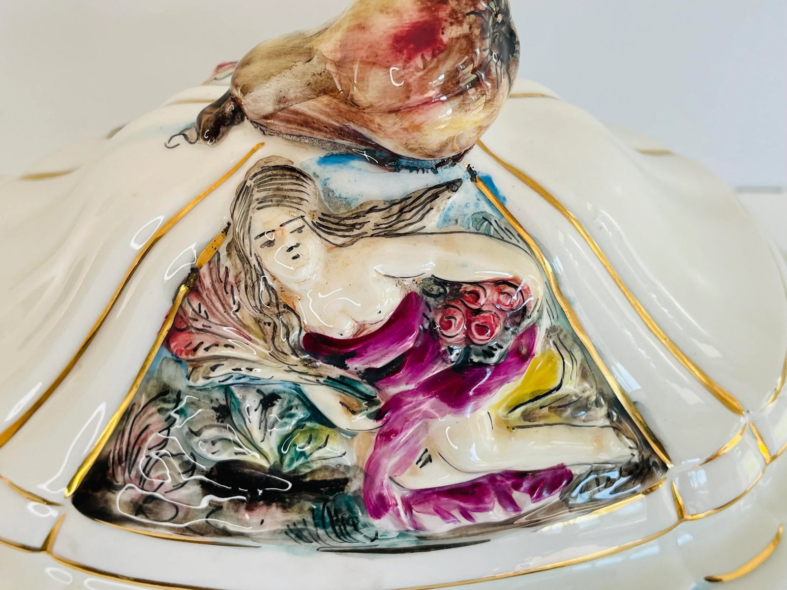 1960s Italian Ceramic Footed Tureen With Underplate - 3