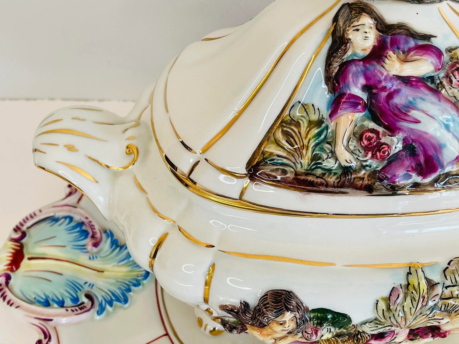 1960s Italian Ceramic Footed Tureen With Underplate - 4