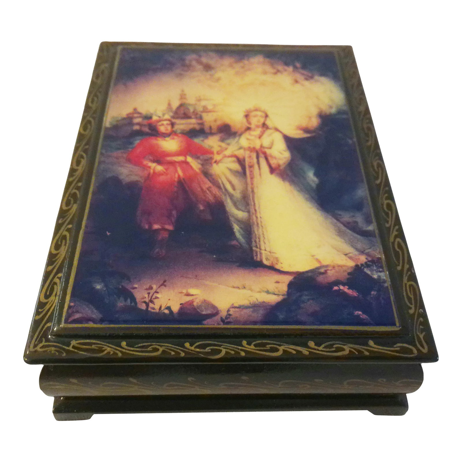 Vintage Russian Kingdom Lacquer Wood Keepsake Box: Lovely vintage black lacquer wood lidded keepsake box featuring a romantic scene on lid of a Russian royal man and woman with a castle in the back-ground. Hinged lid opens to reveal a red lacquer