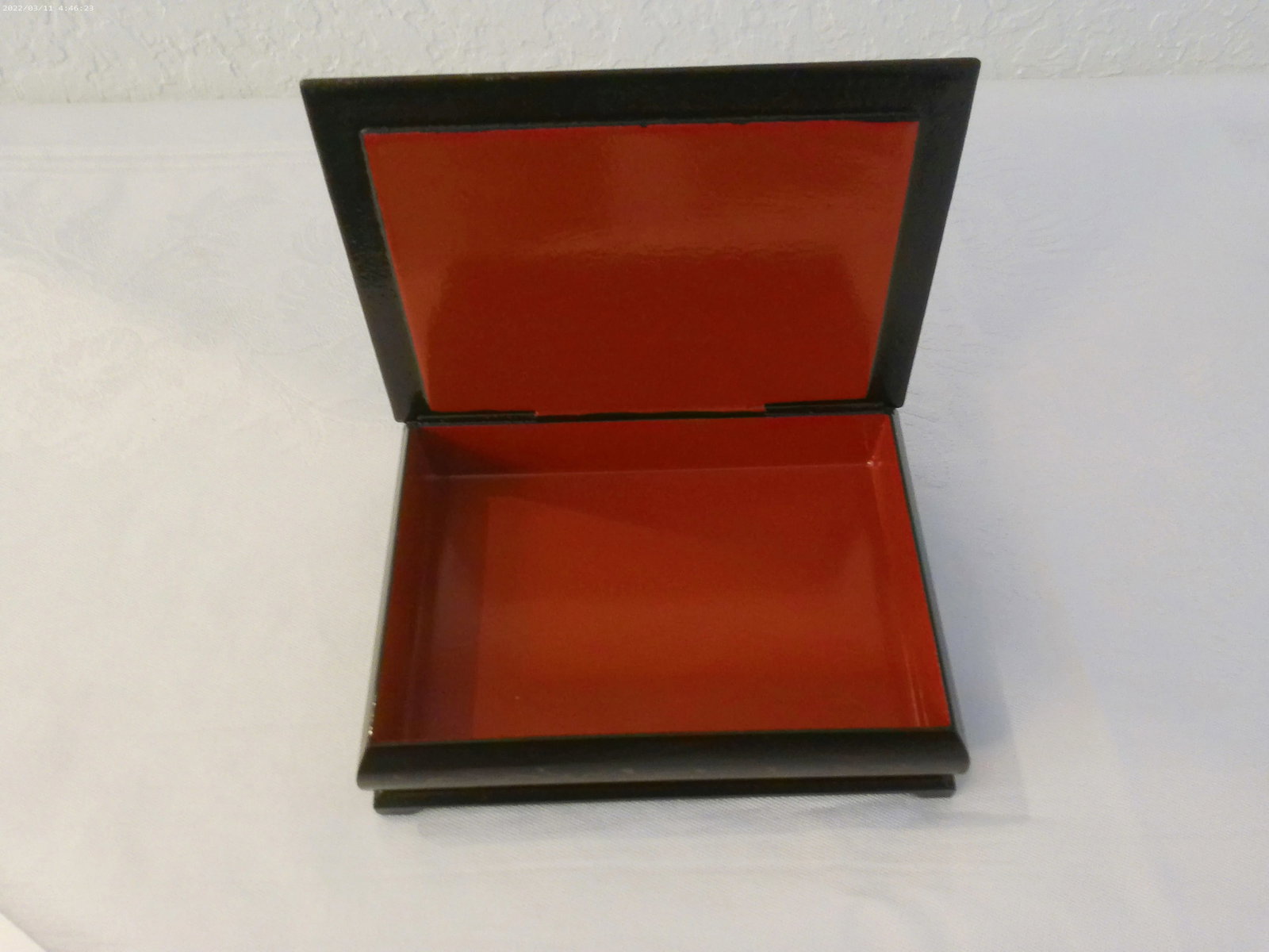 Vintage Russian Kingdom Lacquer Wood Keepsake Box - 4