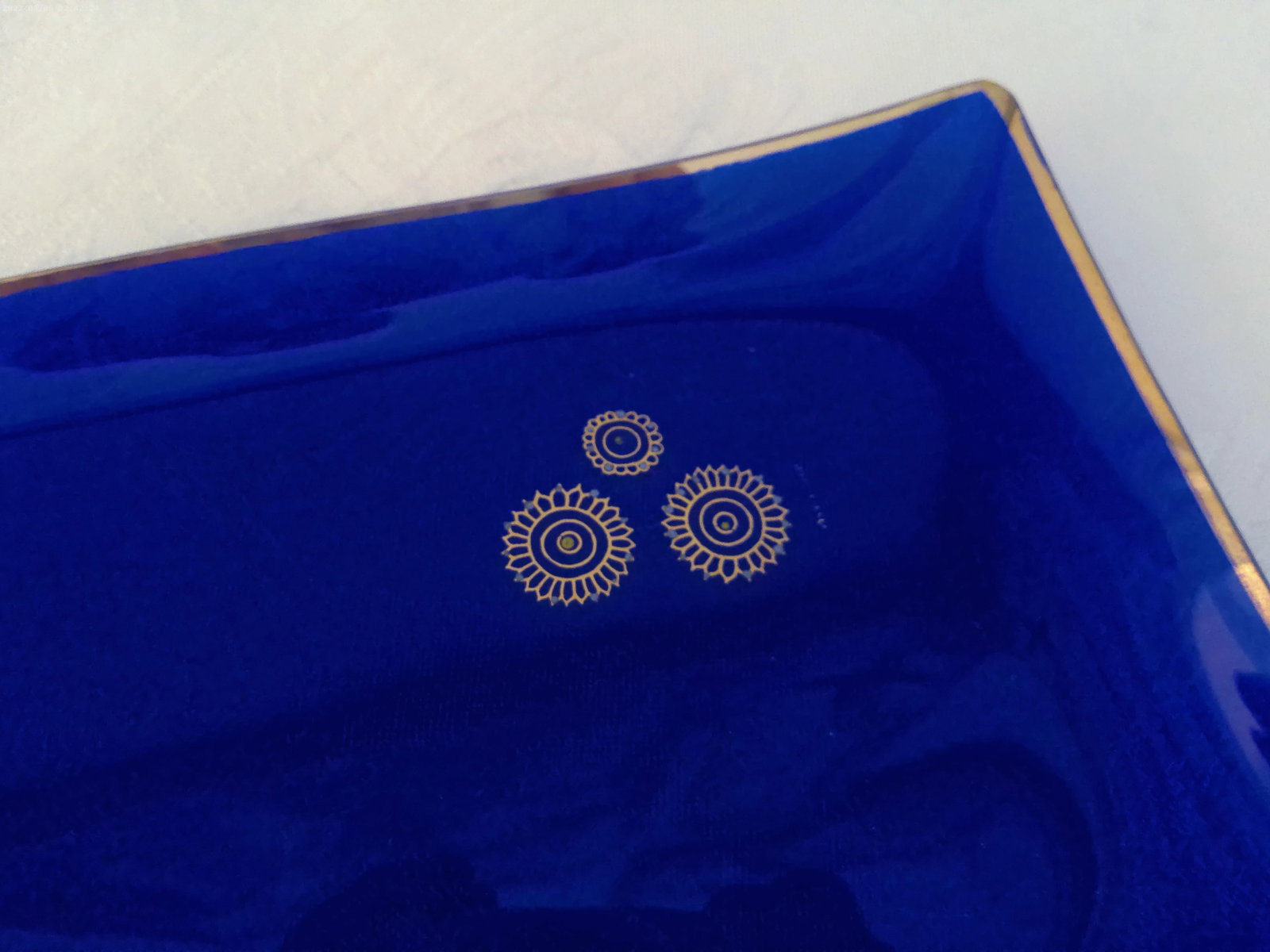 Mid-Century Cobalt Blue & Gold Royal Appetizer Trays, Set of 7 - 6