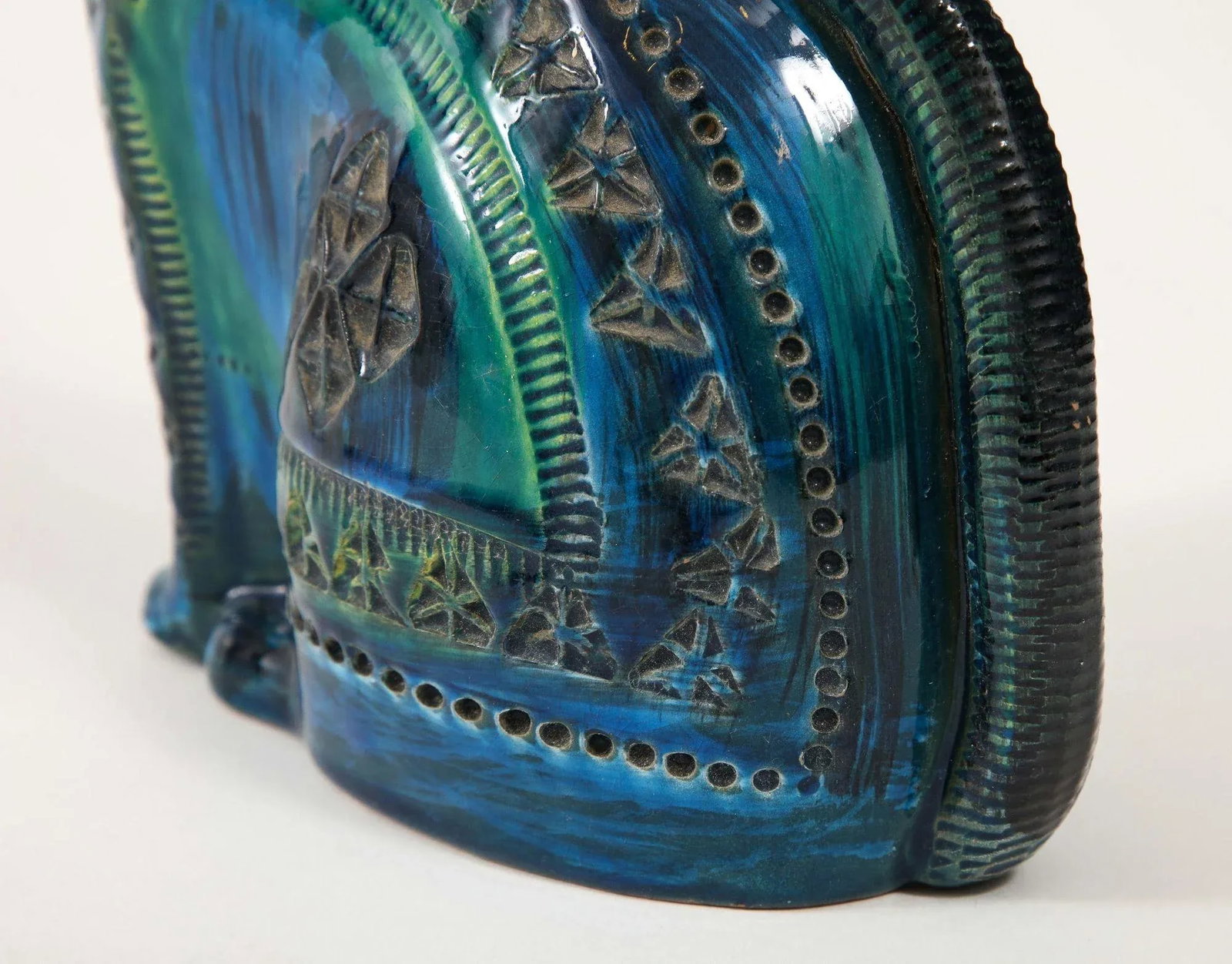 Ceramic Cat by Aldo Londi for Bitossi in 'Rimini Blue' With Incised Decoration Italy. Circa 1960 - 12