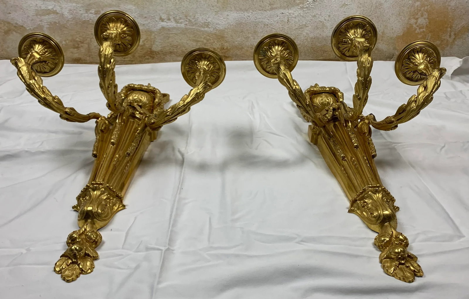 19th Century Neoclassical Style Gilt Bronze Sconces - a Pair - 4