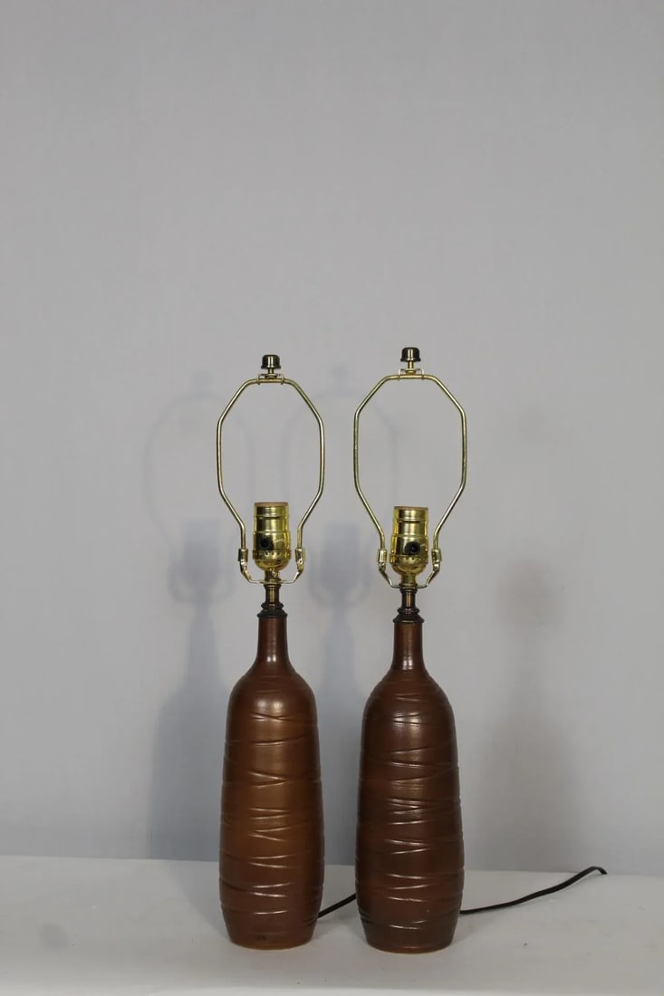 Mid 20th Century Pair of Antonio Zen Influence Lamps - 11