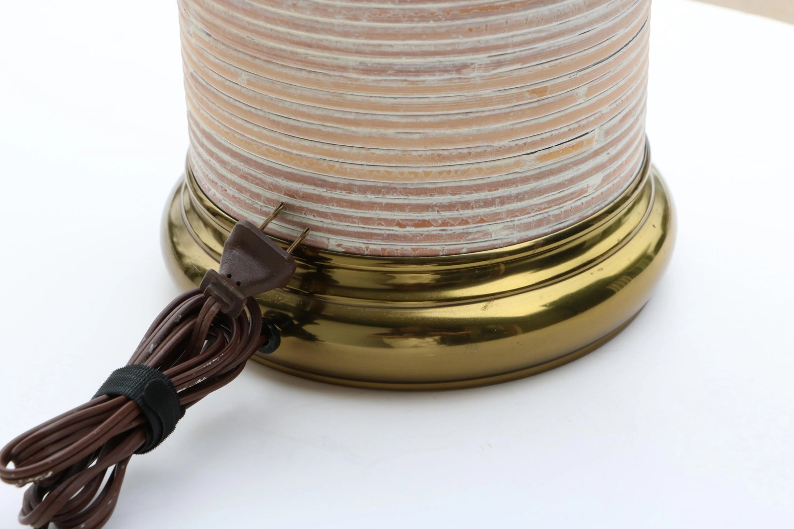 Cerused Reed & Brass Table Lamp - 9