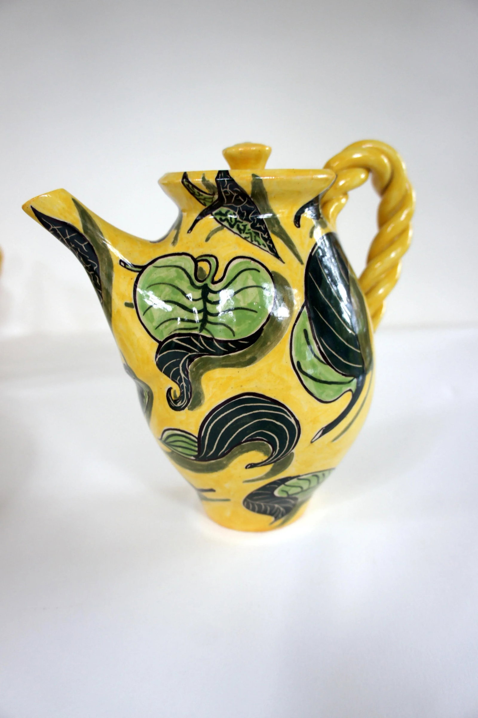 1990s Vintage Handthrown Ceramic Leaf Motif Tea Set - 9 Pieces - 7