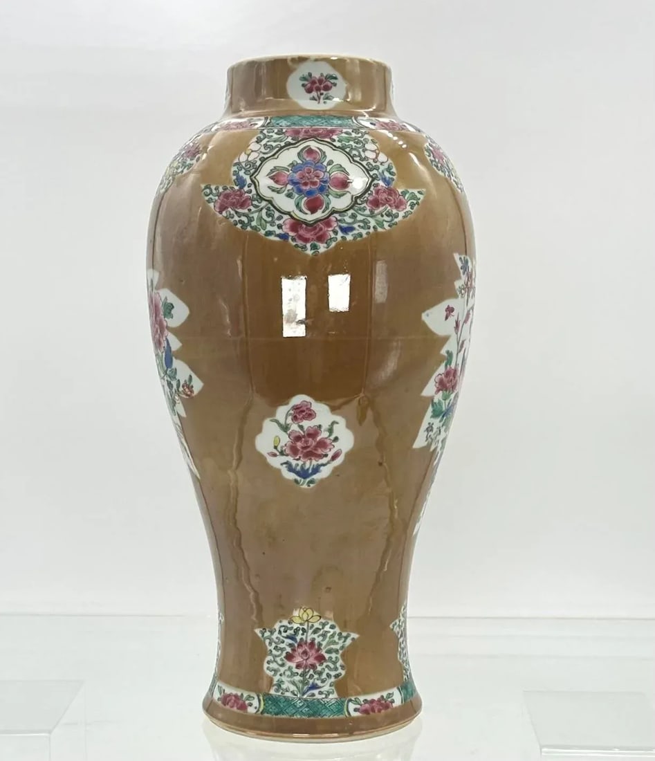 18th Century Chinese Export Cafe-Au-Lait Baluster Jar - 3