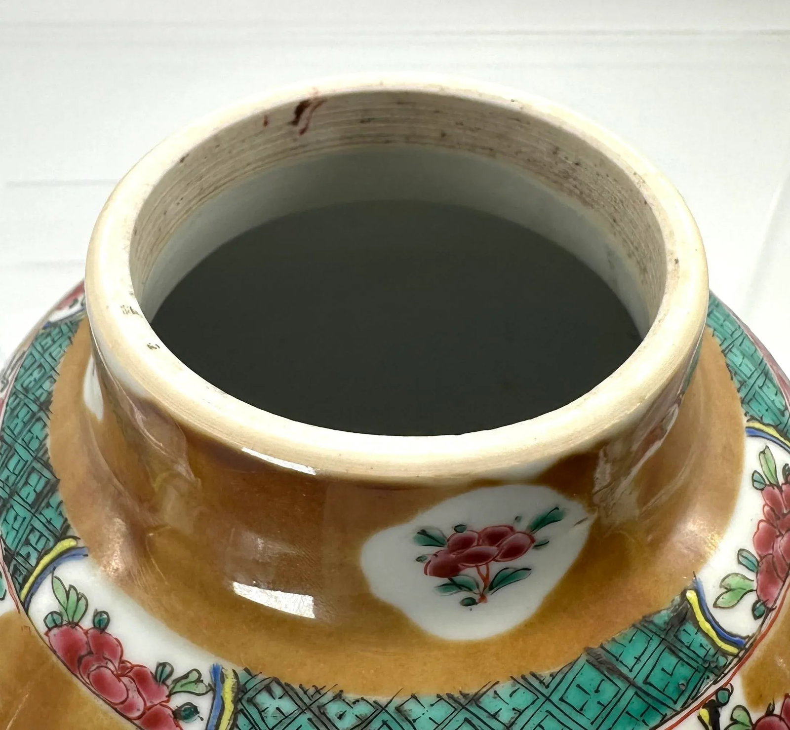 18th Century Chinese Export Cafe-Au-Lait Baluster Jar - 5