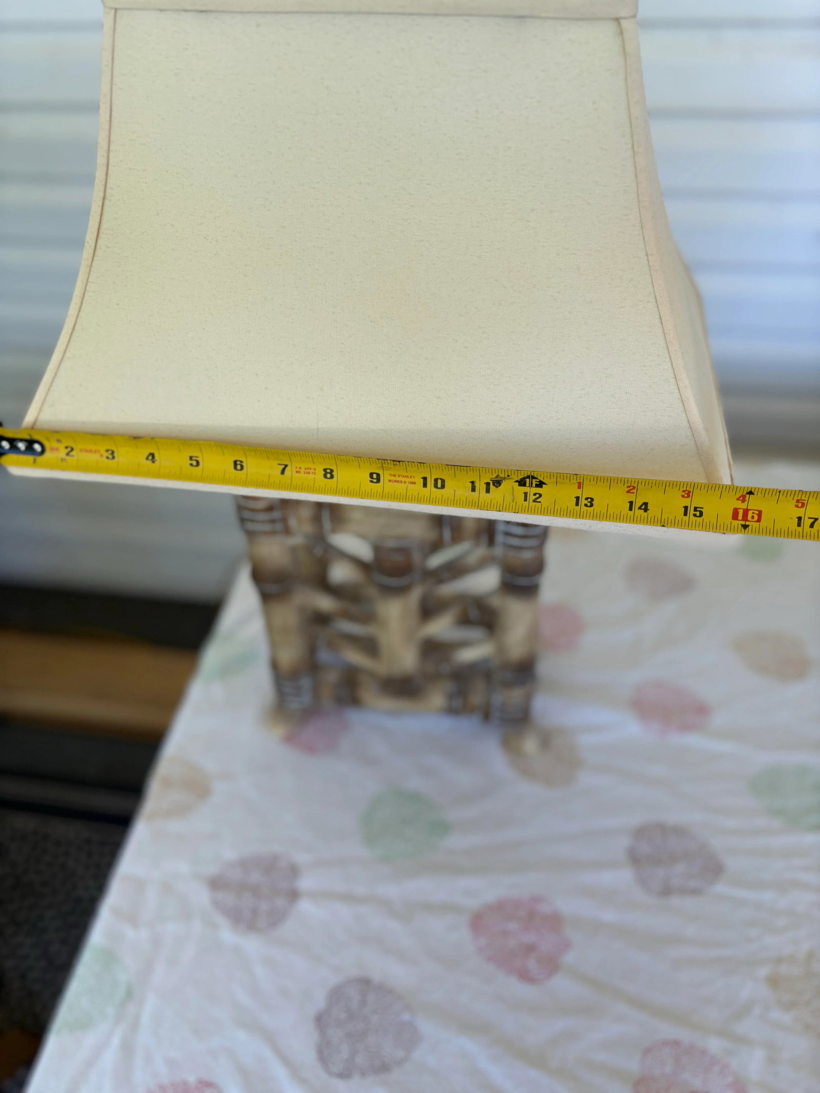 A Pair of Vintage Faux Bamboo Table Lamps From Pacific Coast Lighting 2002 - 10
