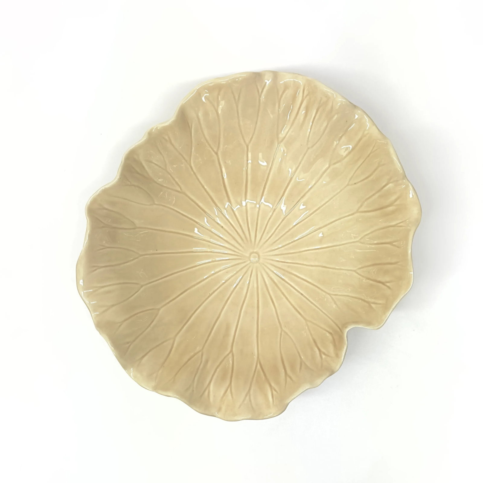 1980s Oversized Poppytrail Lotus Serving Bowl by Metlox - 4