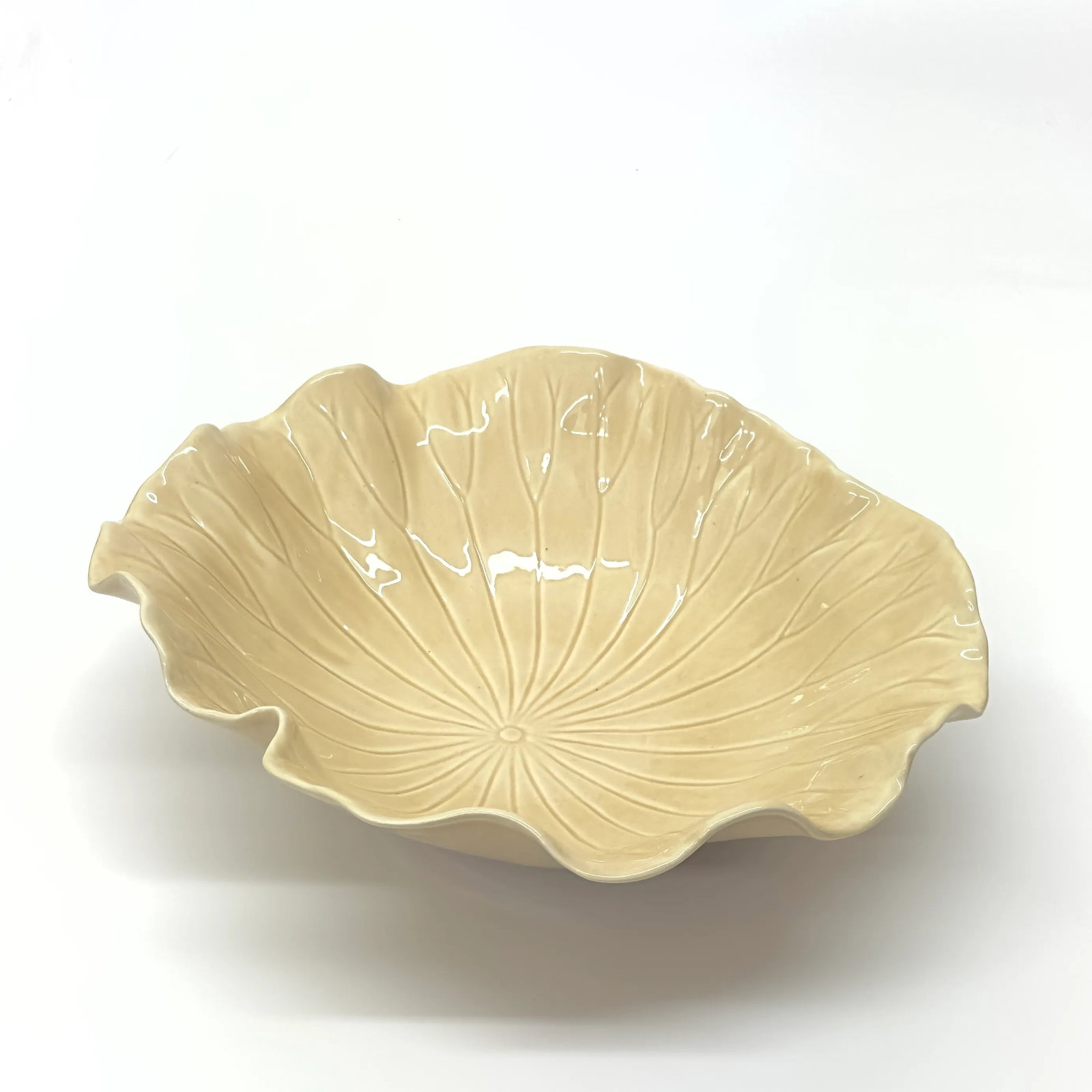 1980s Oversized Poppytrail Lotus Serving Bowl by Metlox - 5