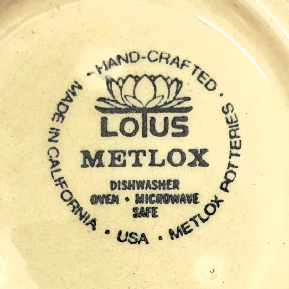 1980s Oversized Poppytrail Lotus Serving Bowl by Metlox - 9