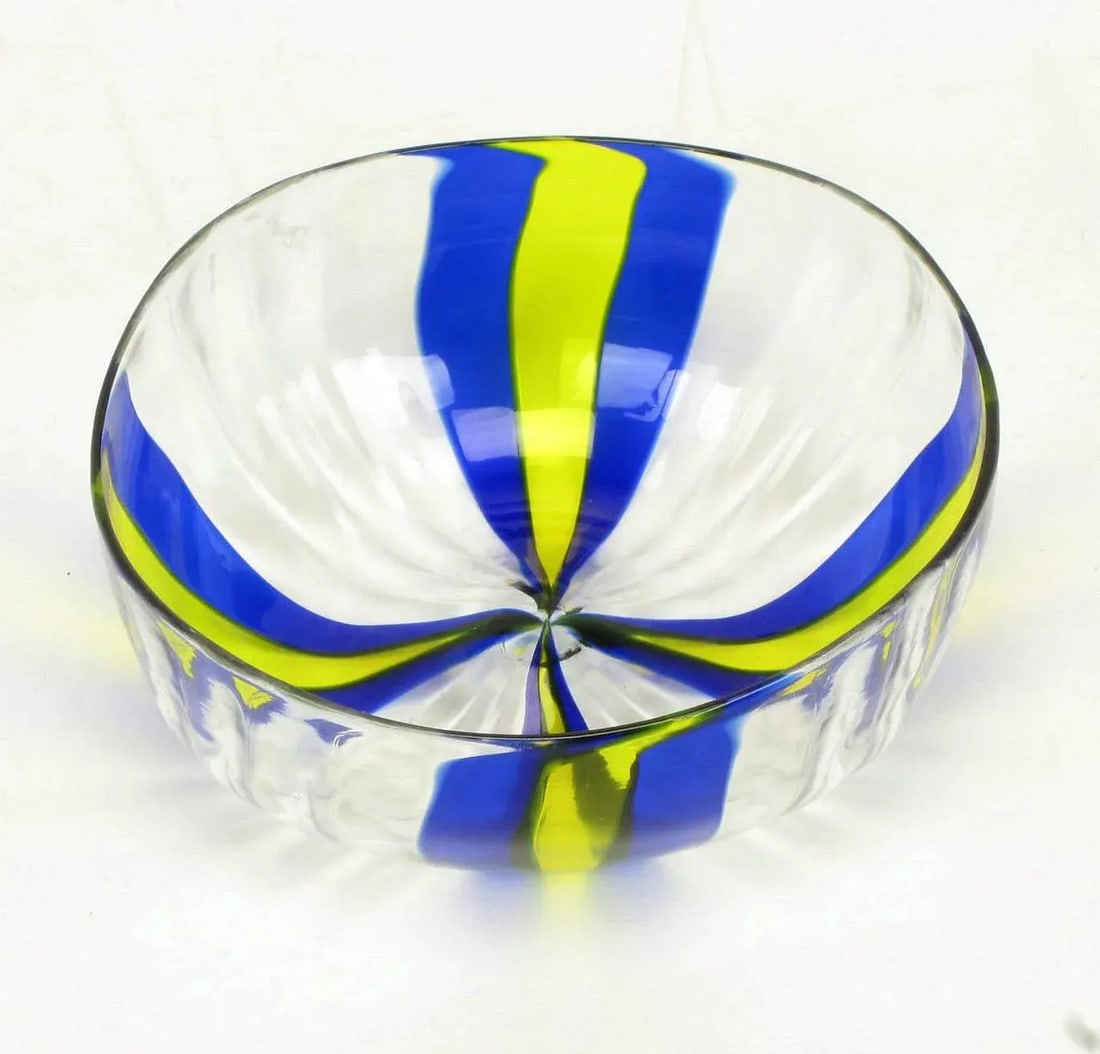 Italian Handblown Art Glass Vase With Bowl by Oggetti - 4